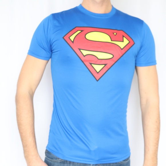 Superman T-shirt mens small stretch fit - A0 - Picture 1 of 6